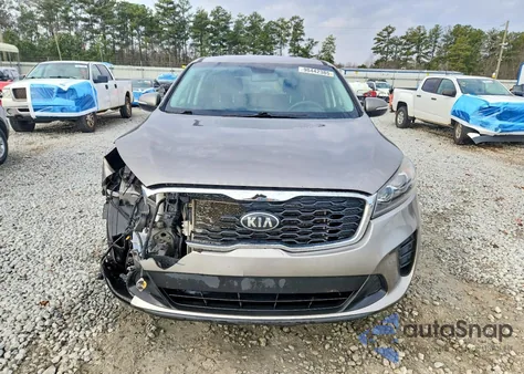 2019 Kia Sorento L z USA, uszkodzony, nr VIN 5XYPG4A38KG477086